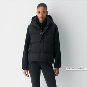 Aritzia Super Puff Vest